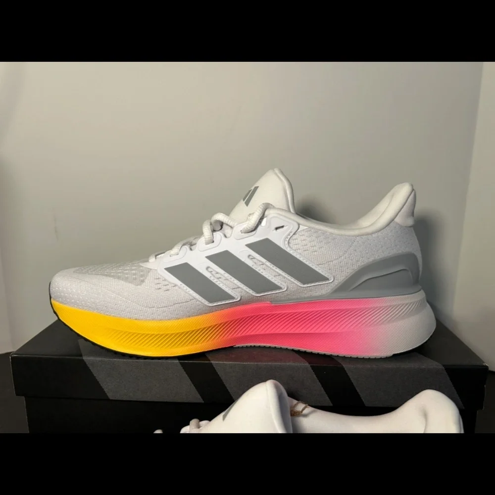 Adidas UltraRun 5 Running Shoes Sneakers White/Grey/Pink/Yellow Mens 11/Woman 12
